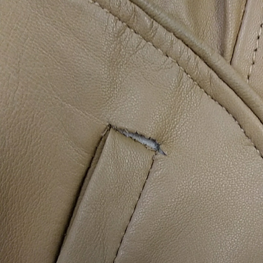 Leather jacket - Picture 5 of 8